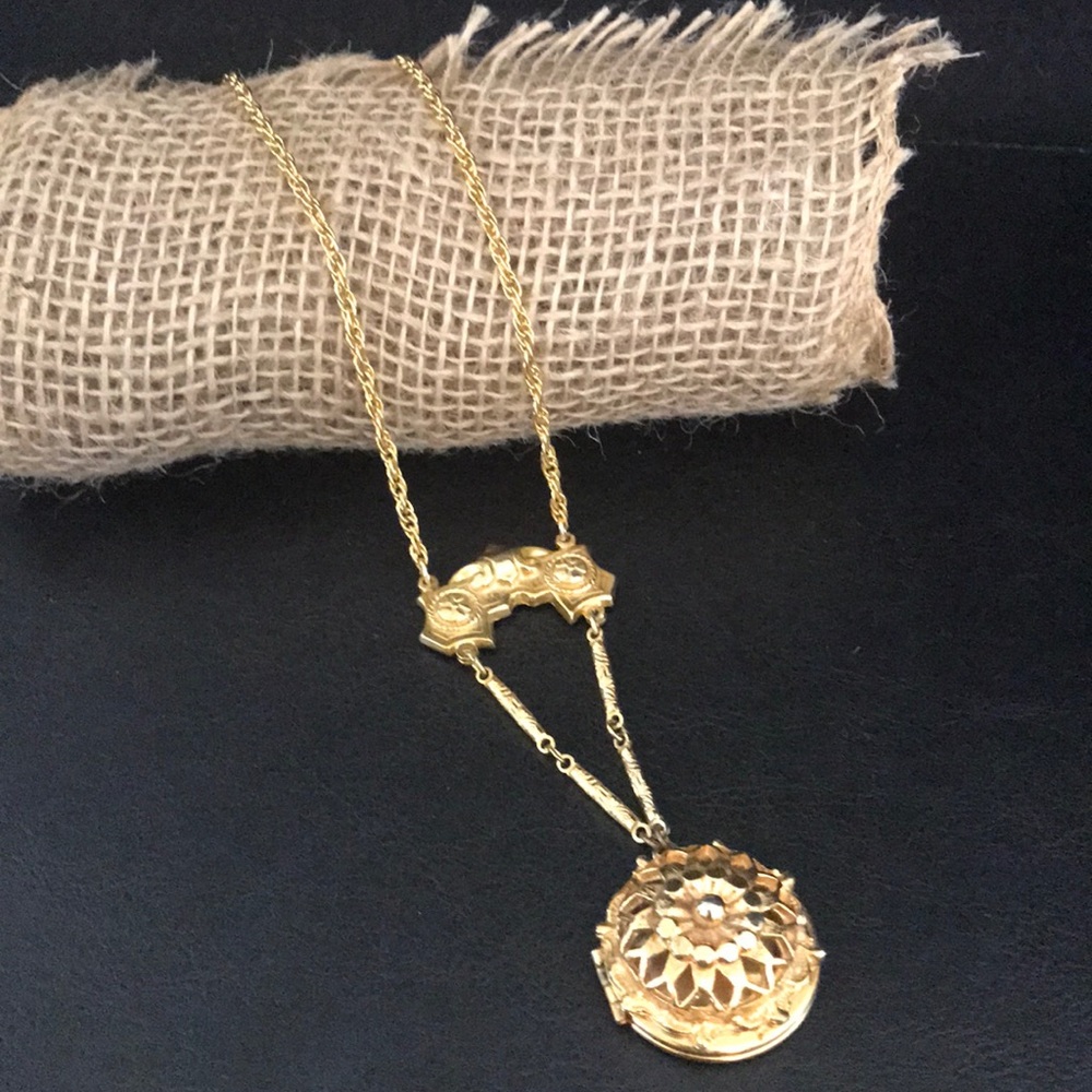 Locket Goldtone 12”